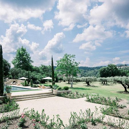 Le Domaine Du Fortin Menerbes Bagian luar foto